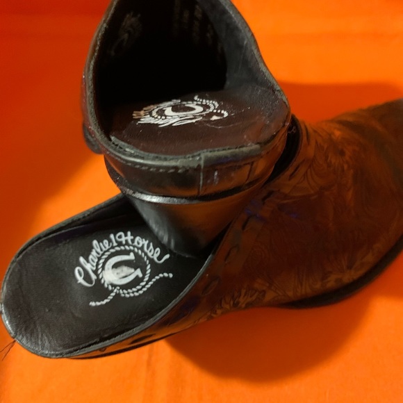 Charlie Horse , artisan handcrafted mules - Picture 5 of 9